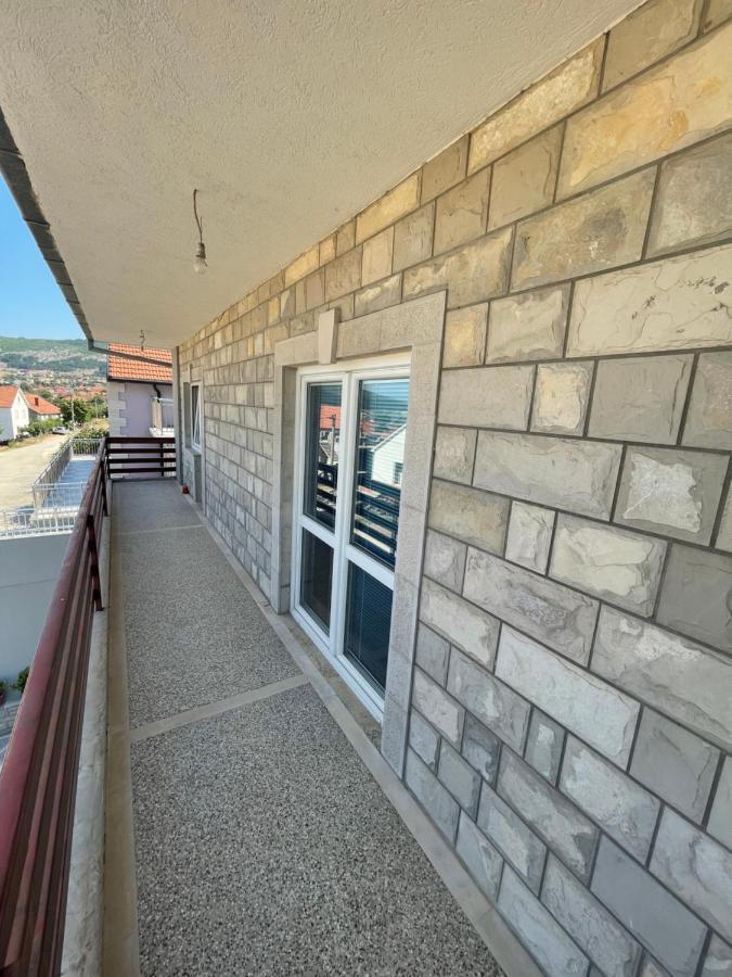 Apartman Vujovic Bileća Buitenkant foto